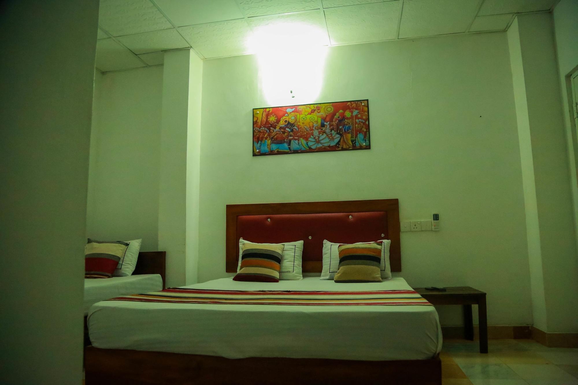 Hotel Moonstone Anuradhapura Exterior photo