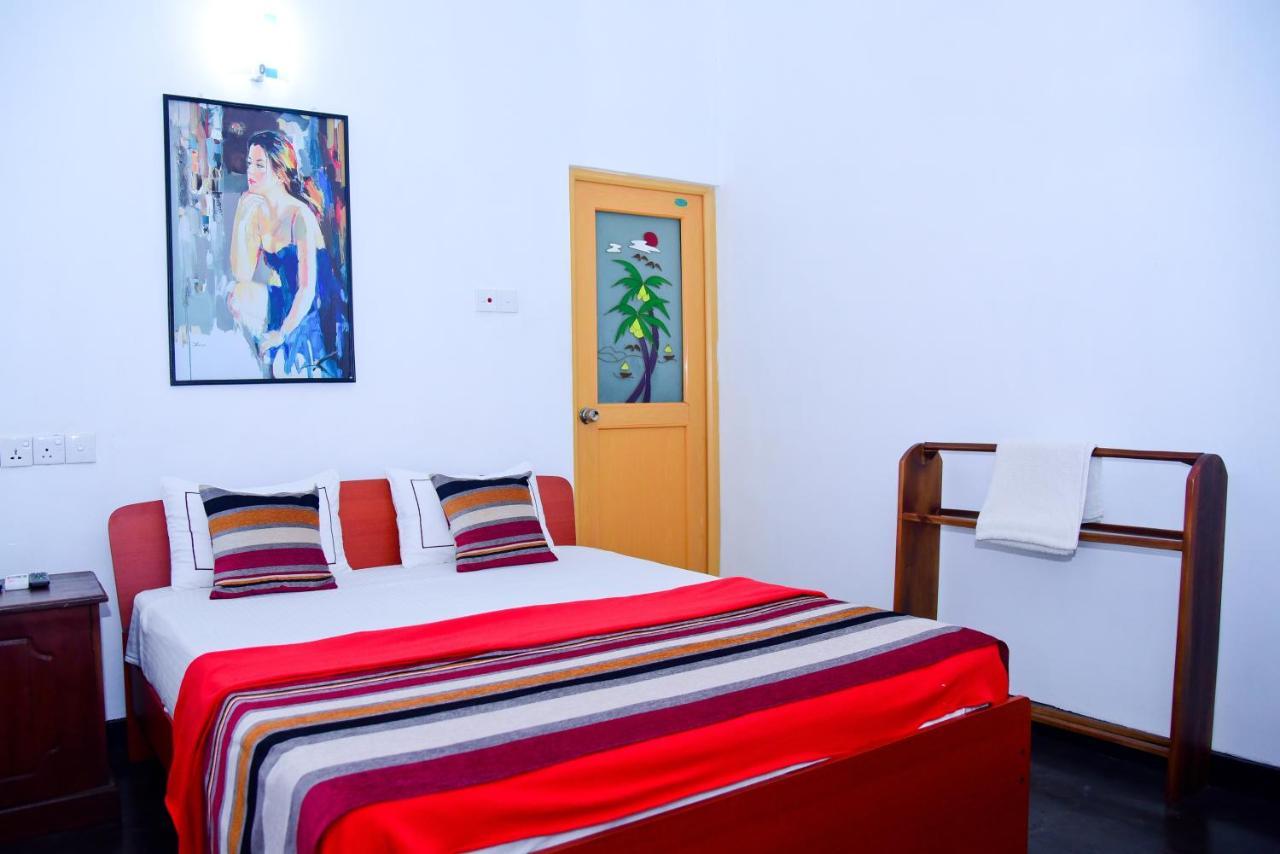 Hotel Moonstone Anuradhapura Exterior photo