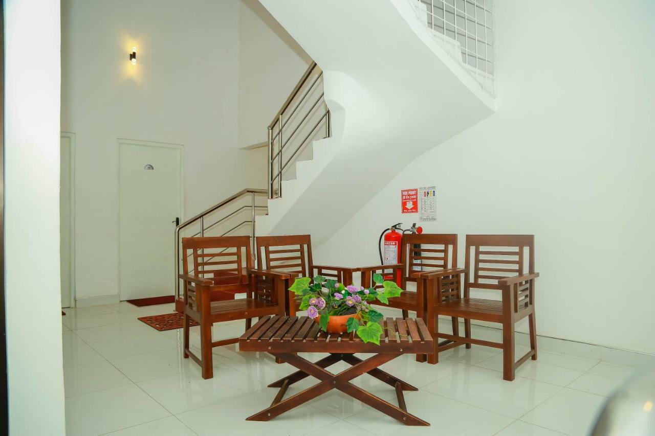 Hotel Moonstone Anuradhapura Exterior photo